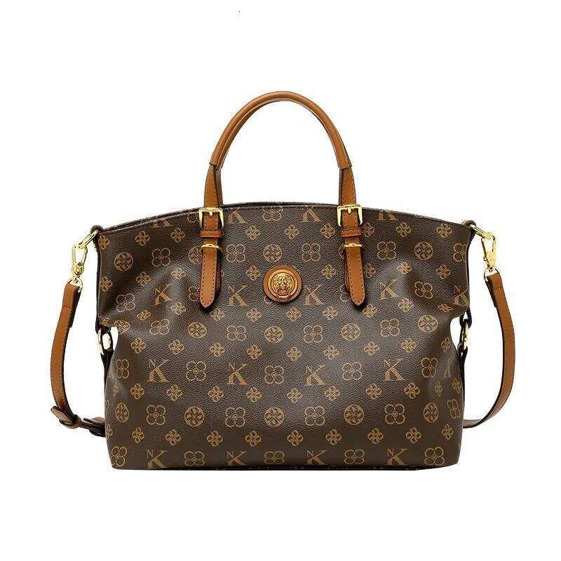 Ladies' Light 2025 New High-End Designer Fashion Retro Handbag Shoulder Large Capacity Crossbody Tote Bag