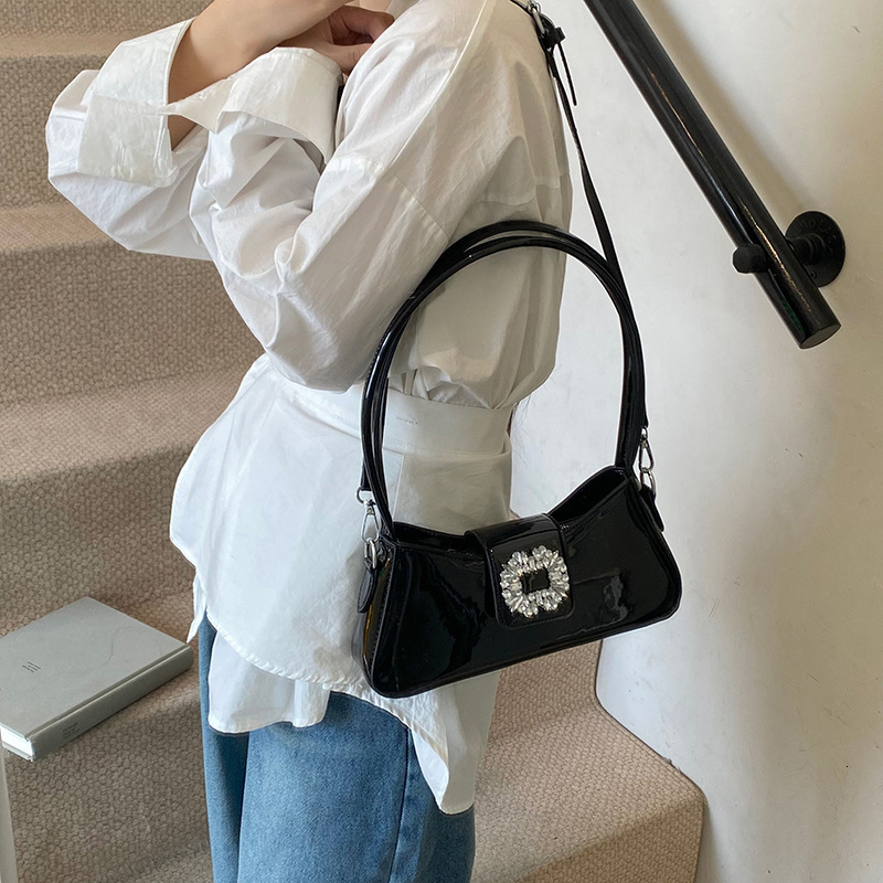 designer High-End Shiny Diamond Small Bag for Women 2025 New Trendy Fashion Patent Leather Glossy Underarm Bag Summer Textured Baguette Bag