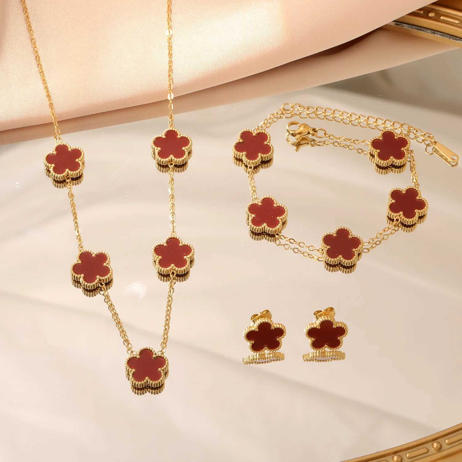 LUXUKISSKIDS Fashion Flower Necklace Earrings Set Jewelry Women Stainless Steel White Shell Jewelry Accessories Z250607