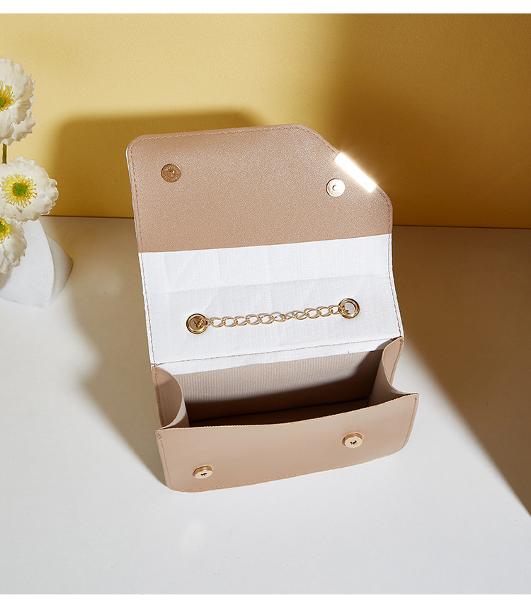 Free Shipping 2025 New Designer Bag Luxury Embossed Women's Wallet Simple And Fashionable Shoulder Bag Classic Small Square Bag Korean Version Ha