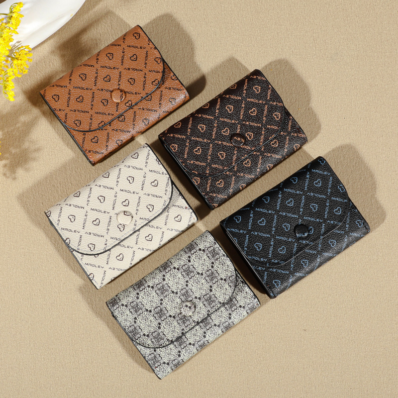 Free Shipping New Designer Bag Women's Wallet Hot-selling Coin Purse Letter Heart Flower Material Clutch Bag Card Bag Credit Card ID Card Bag Bus