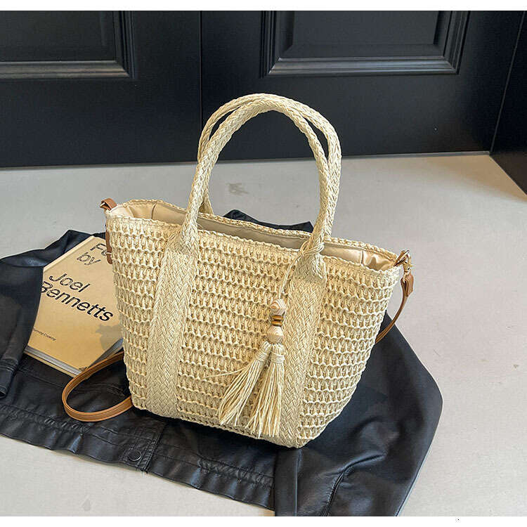 Summer Lazy Style Straw for Women New Versatile Large Capacity Commuter Shoulder Tote Fashionable Woven Bag