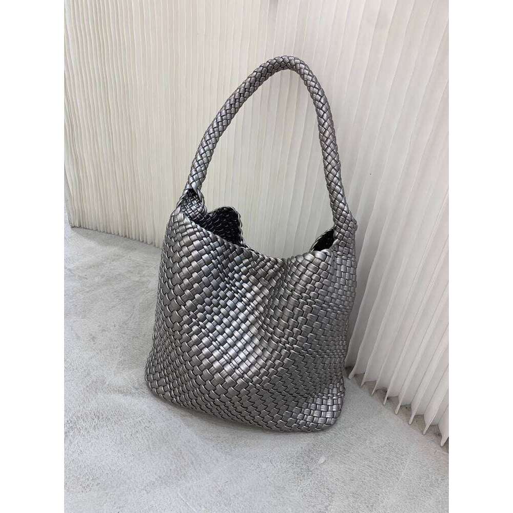 Design Spring Summer Champagne Color Woven Tote Large Capacity Commuter Handbag Shoulder Bag Women Fashion