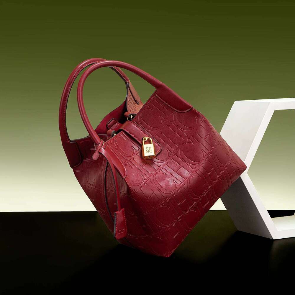 Fashion Classic Retro Solid Color Women's New 2025 Crossbody Business Commuter Bucket Bag