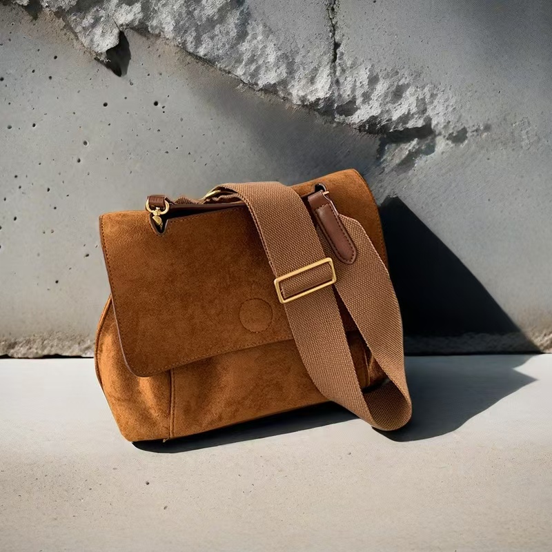 Winter Casual Women's Shoulder Bag Soft Faux Suede Ladies Crossbody Bag soft large capacity Trending Luxury Female totes