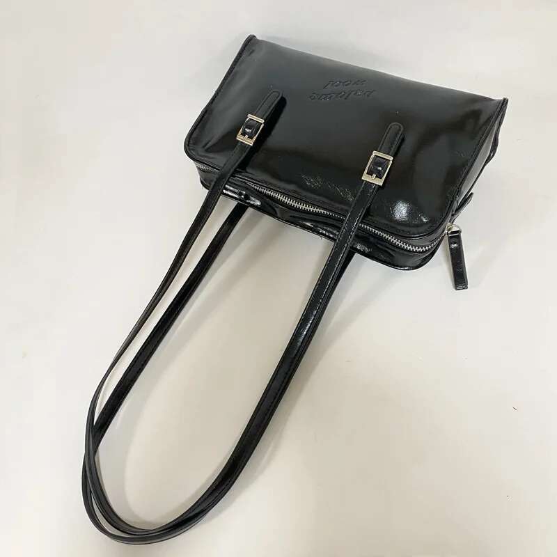 2025 New Fashion Ladies Single-Shoulder Large-Capacity Black Retro Crossbody Bag Luxurious Design Casual Women Handbag