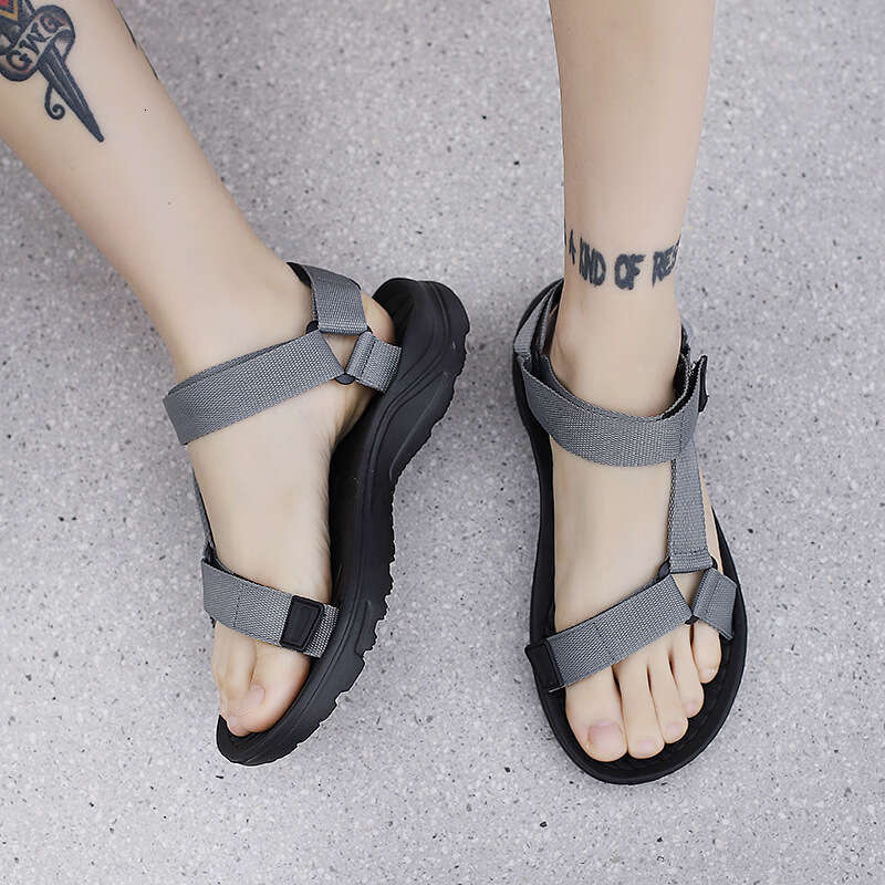 Classic Large Size Webbing for Men 2023 Summer New Fashion Casual Student Sandals Vietnam Beach Shoes