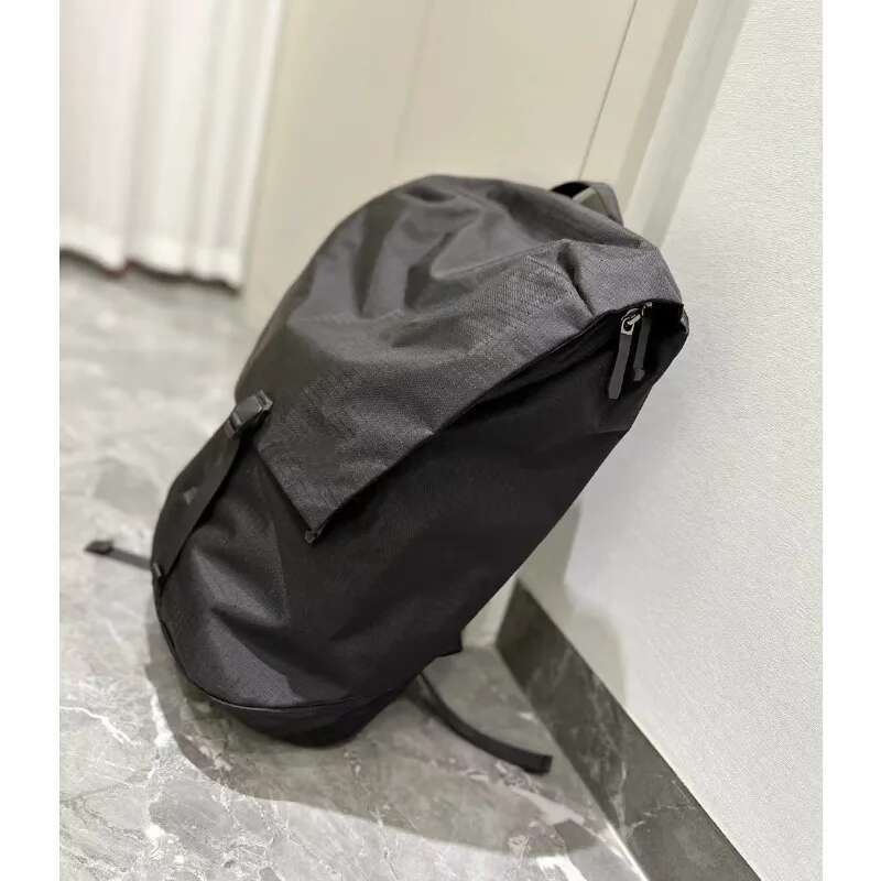 Large capacity men's and women's mailman sports cycling trendy crossbody bags, minimalist workwear bags