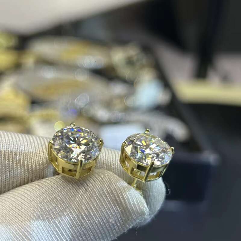 Luxury 8CT Screw Back VVS Moissanite Stud Earrings Hip Hop Earring Stud Jewelry Classic 10MM Moissanite Earrings 925 Silver
