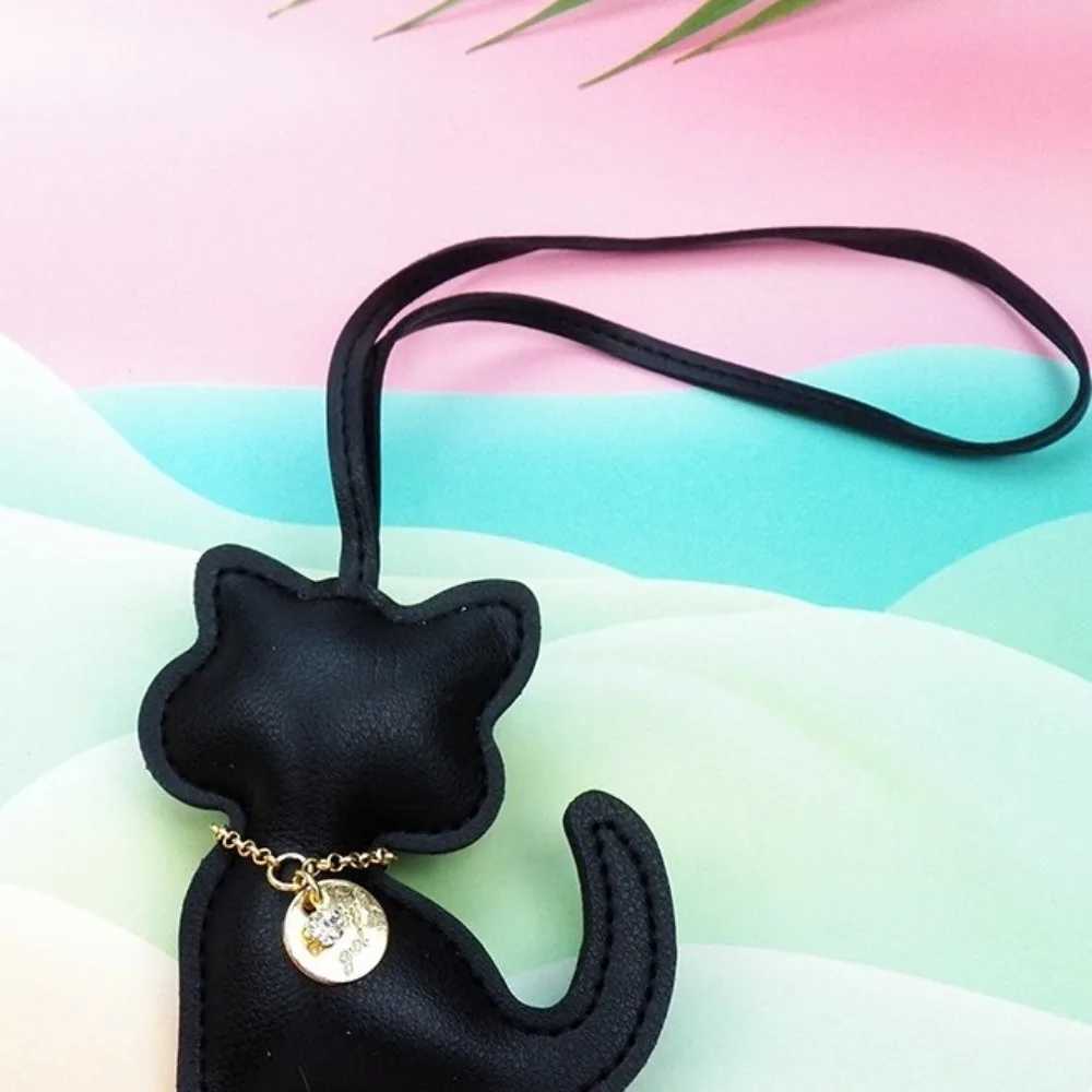 Fashion PU Leather Cat Pendant Keychain Cute Animal Keyring Women Bag Charm Handbag Hanging Decoration For Girl Gifts XJ250607