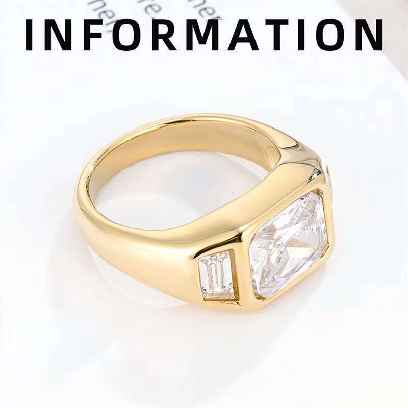 Wholesale fashion jewelry rings for women; exquisite 925 silver and white gold diamond rings.