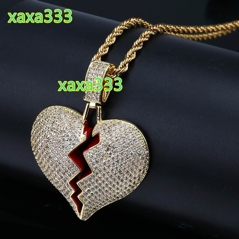 Full coverage of European and American style moissanite carving heart-shaped Cuban chain rapper necklace