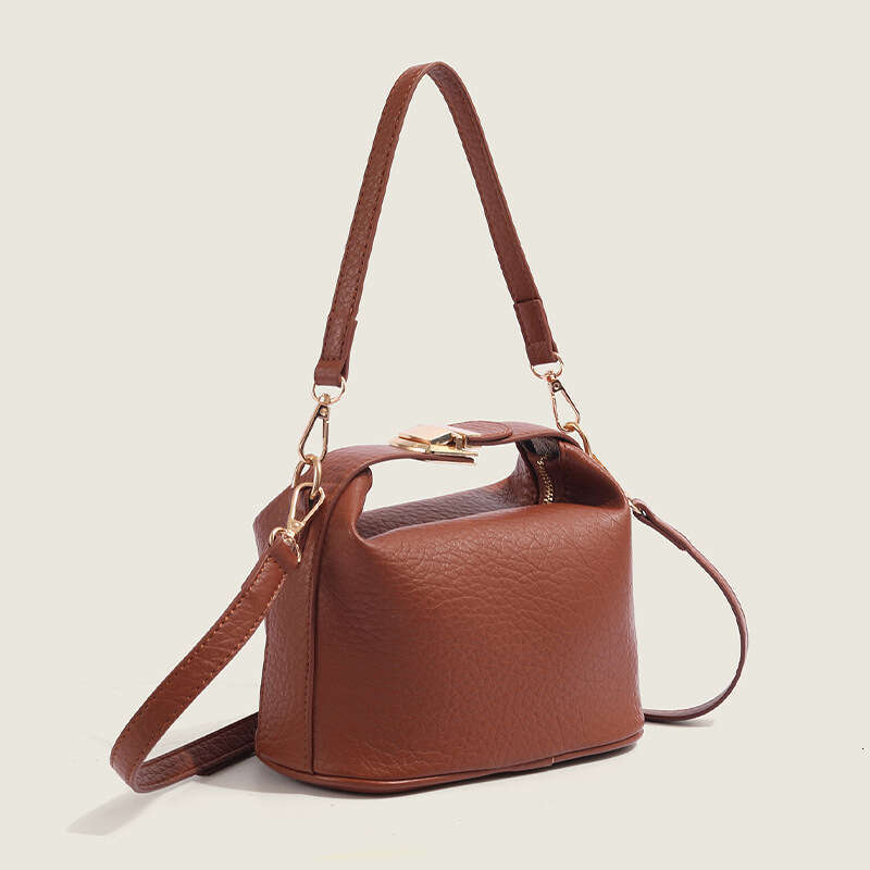 Niche Handbag for Women, Trending Red Brown Handheld High-end Crossbody Lunch Box Bag, 2025 New Casual Fashion Trendy Clothing