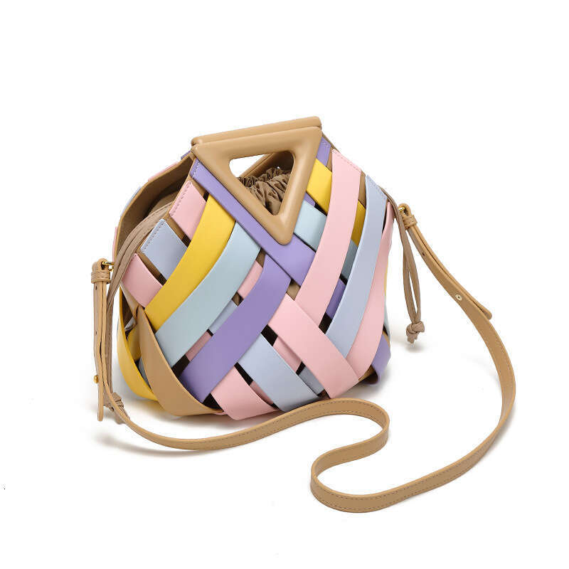 Large Capacity Woven Women's Handbag New Triangle Magnetic Hollow Crossbody Shoulder Fashion Mother-Daughter Bag