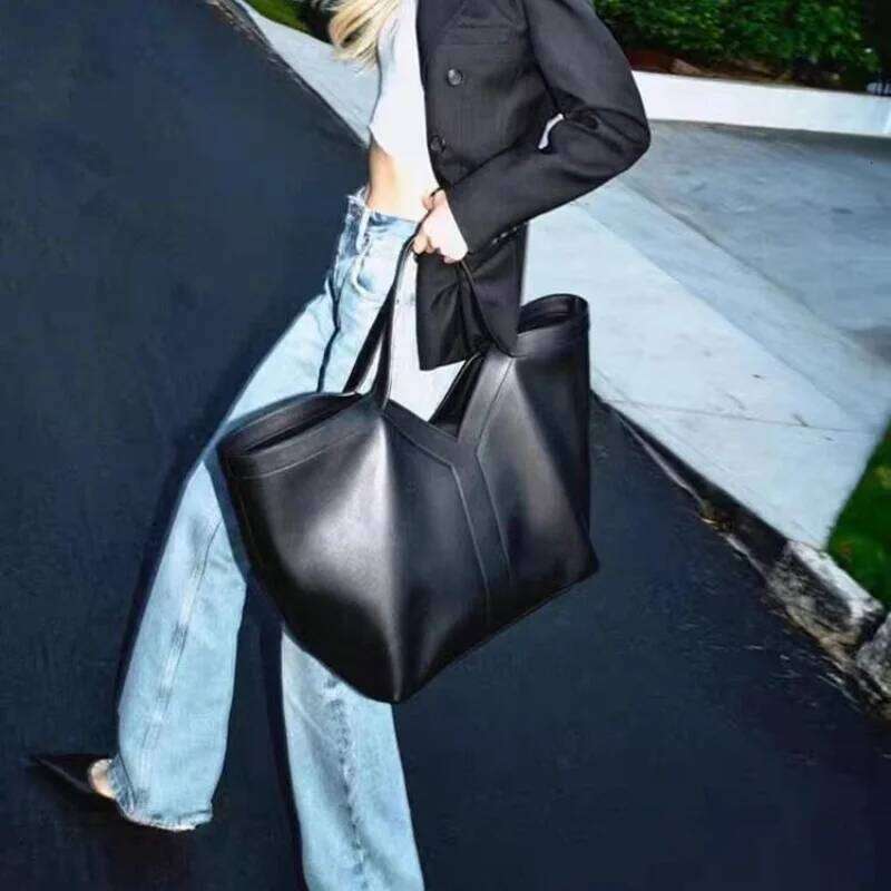 High-end Brand Genuine Leather Women's Tote Retro Large Capacity Underarm New Y Letter Design Versatile Shoulder Bag