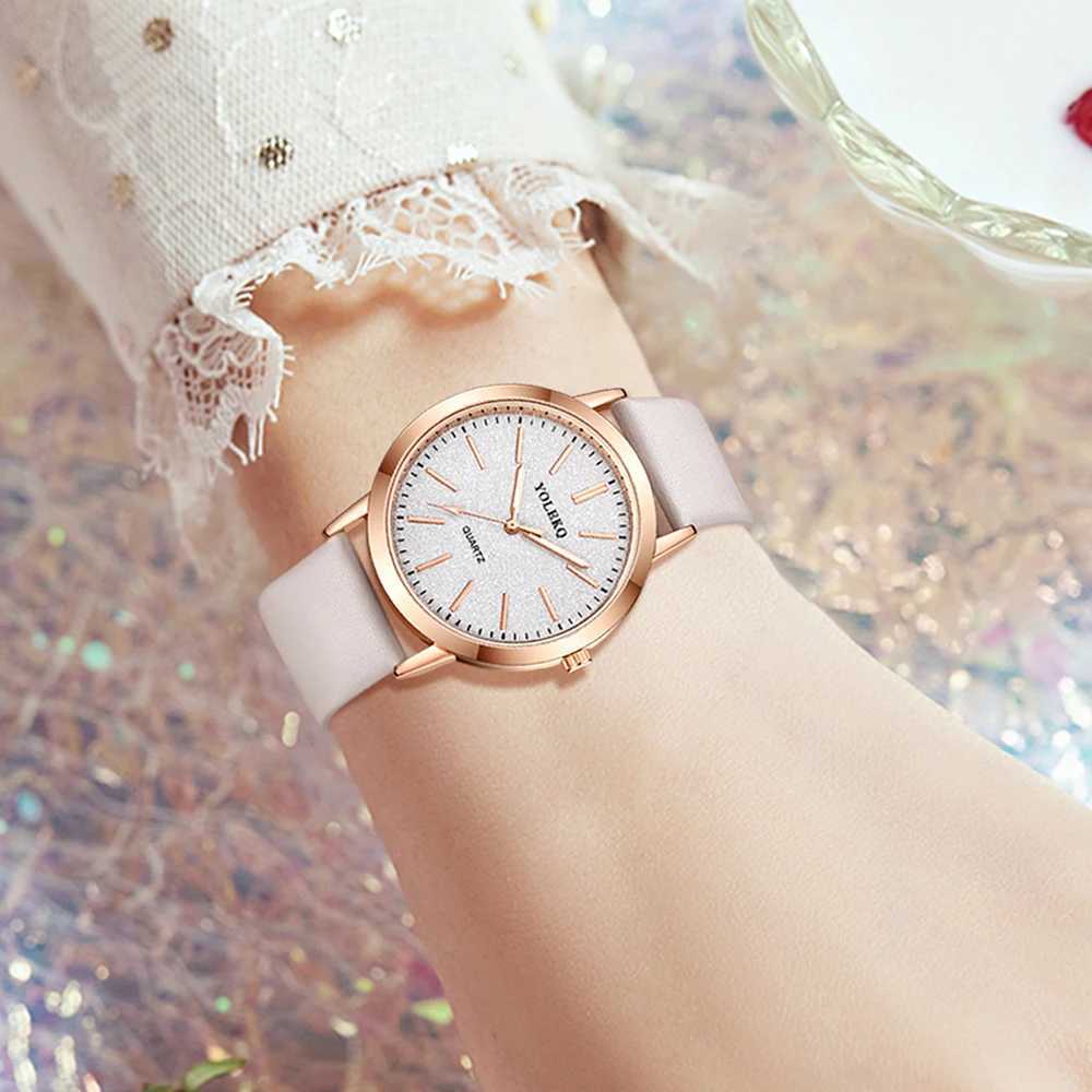 6PCS Womens Set Fashion Trend Instagram Style Womens Quartz Necklace Earrings Jewelry Set Holiday Gift Z250607