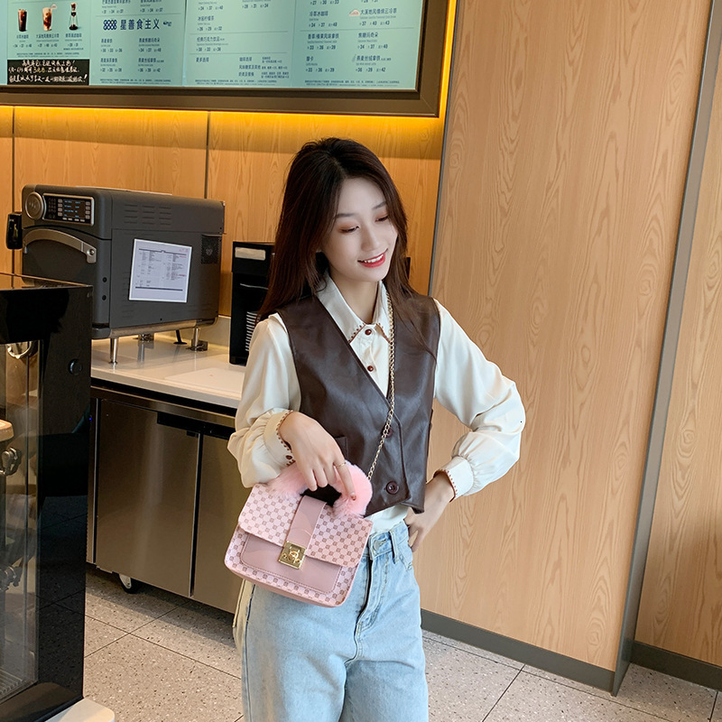 Free Shipping 2025 New Designer Bag Plush Luxury Wallet Color Blocked Trendy Small Square Bag Fashion Handbag Chain Printed Single Shoulder Diagonal C