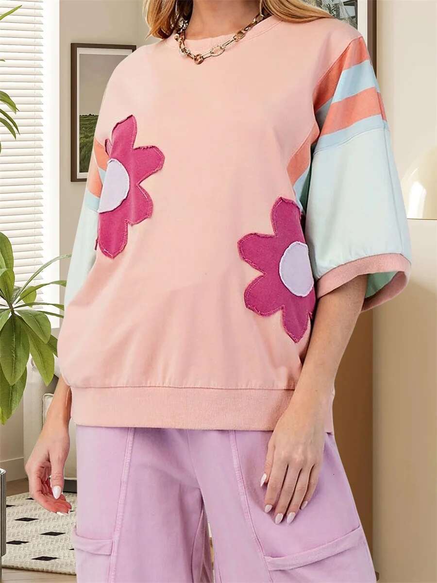 Womens V-neck Short Sleeve Striped Print Casual T-shirt with Pocket for Summer Beach Vacation or Daily Wear