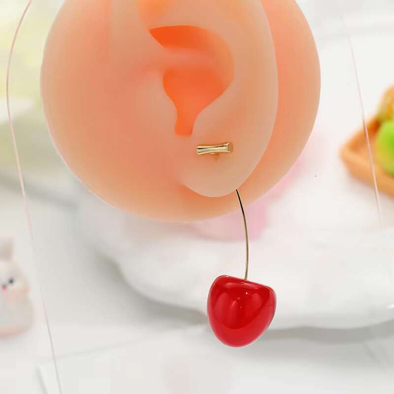 Hot Selling Cute Sweet Fashion Jewelry Fruit Dangle Drop Earrings 3D Acrylic Red Cherry Earrings for Women Parties Gifts