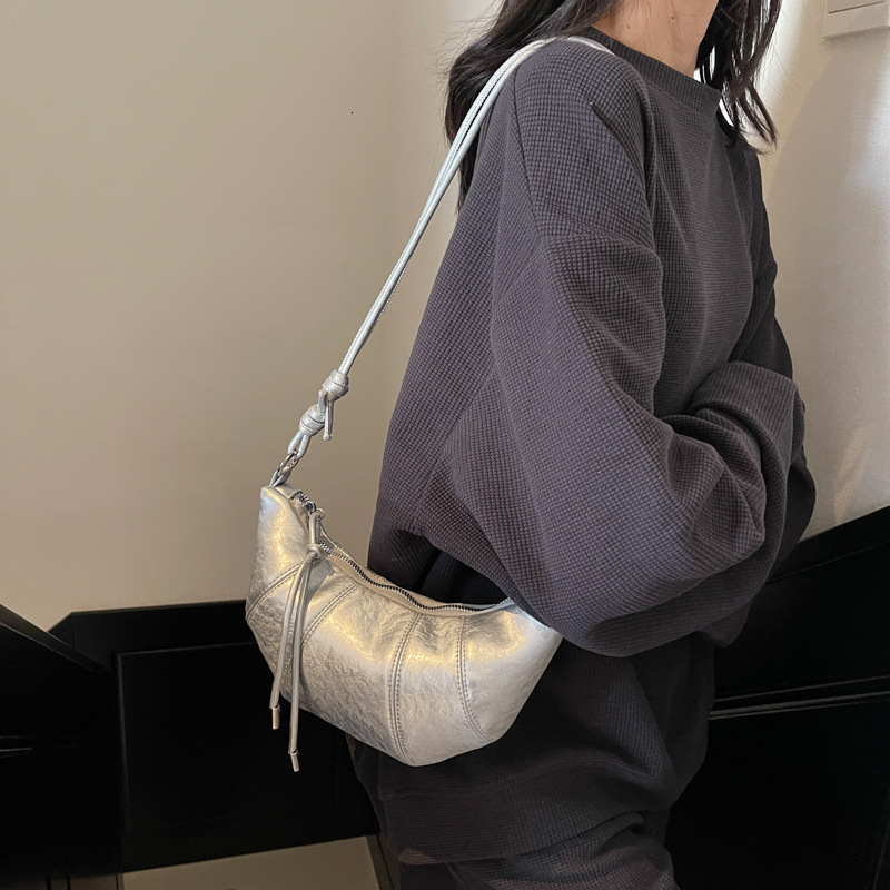 designer Niche Design Croissant Bag 2025 Spring New Fashionable Women's Bag Stylish Splicing Single Shoulder Crossbody Dumpling Bag