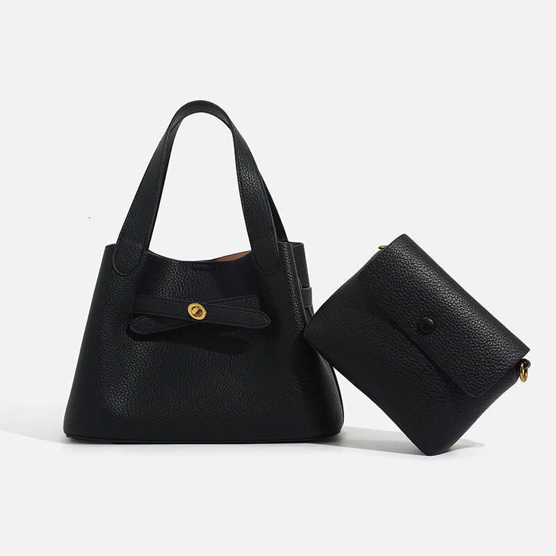 High-end Niche Fashion Bucket for Women 2024 Autumn Winter New Versatile Commuter Shoulder Crossbody Tote Bag