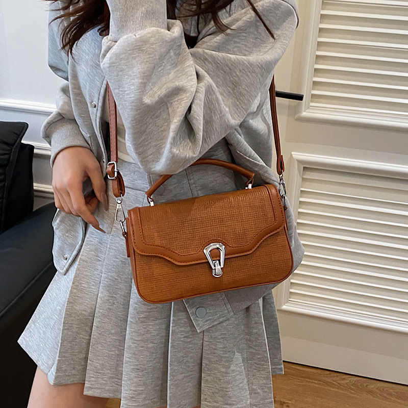 designer High-end Small Bag for Women 2025 New Fashion Versatile Small Square Bag Casual Simple Shoulder Crossbody Bag for Women