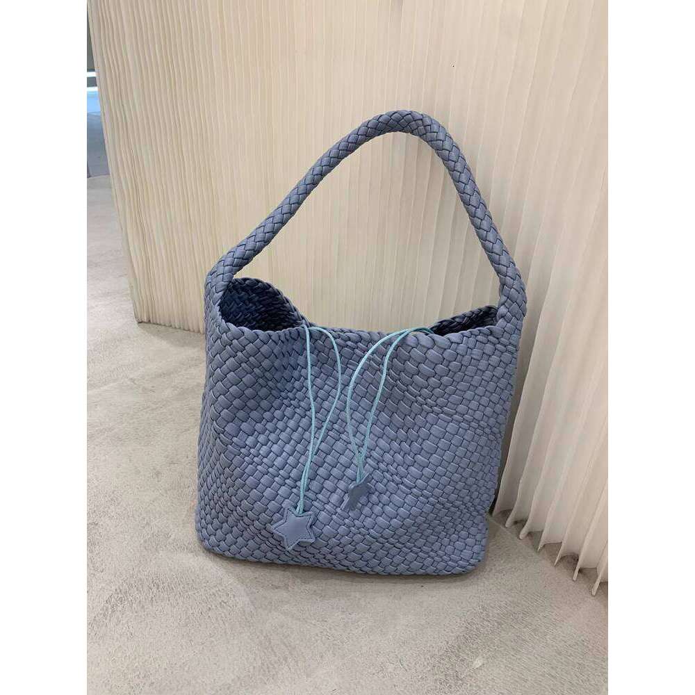 Design Spring Summer Champagne Color Woven Tote Large Capacity Commuter Handbag Shoulder Bag Women Fashion