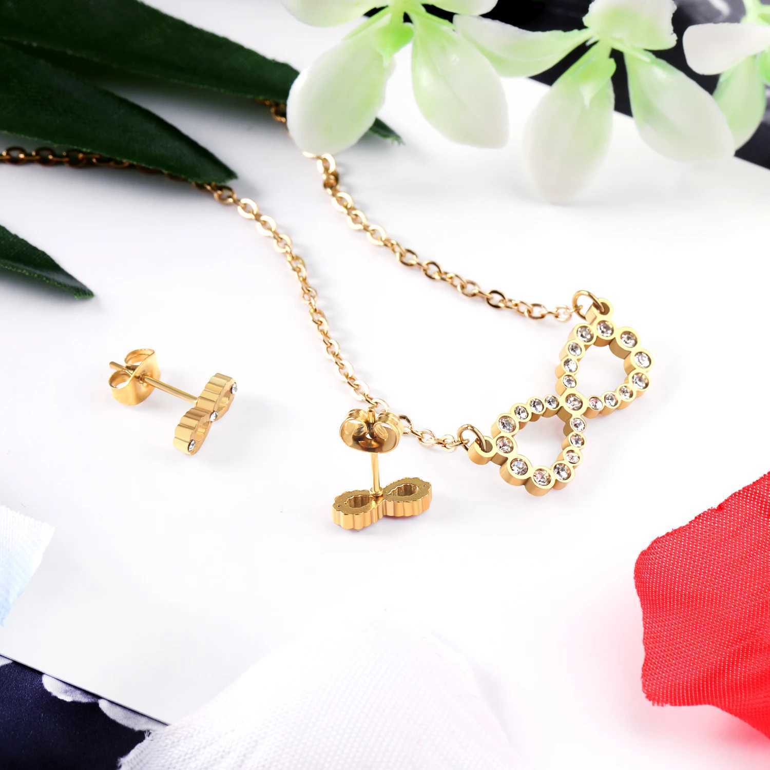 Korean Fashion Stainless Steel Earring Pendant Necklace Set Pearl Set Cubic Zirconia Jewelry Sets for Women Wedding Wholesale Z250607