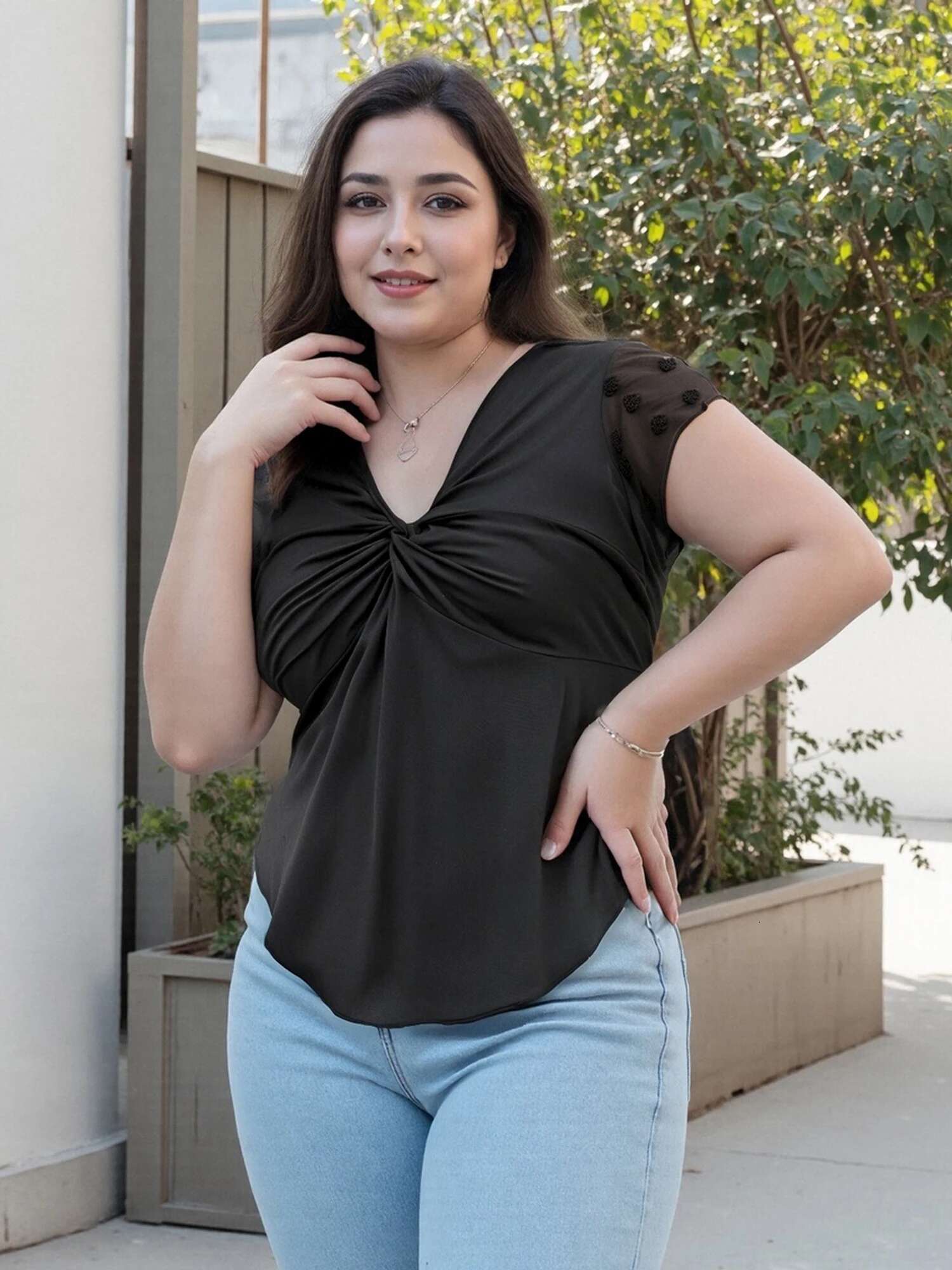 Womens Plus Size Summer Tops Twist Front v Neck Curved Hem Patchwork Mesh Short Sleeve Blouses with Floral Print