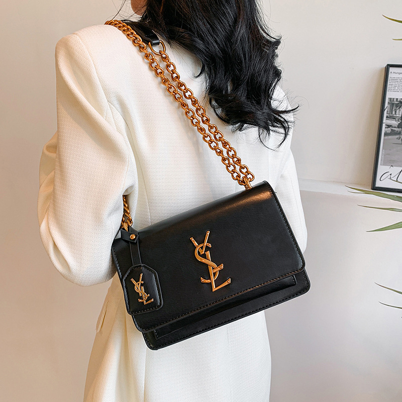 hot free shipping designer Shoulder shoulder for woman Spring and summer classic flap vintage cross bag black white