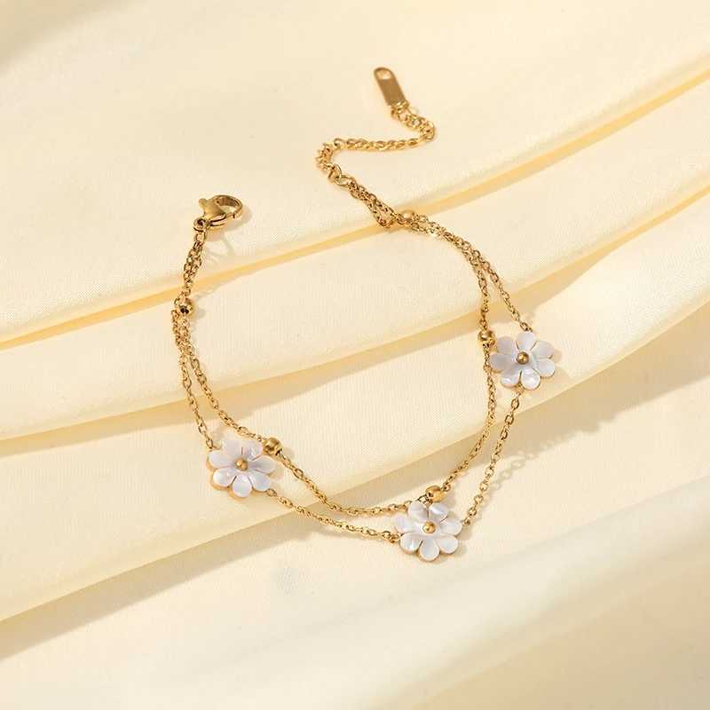 GANEMLY 316L Stainless Steel Cute White Flowers Necklace Earrings Set For Women Fashion Waterproof Jewelry Set Gift Z250607
