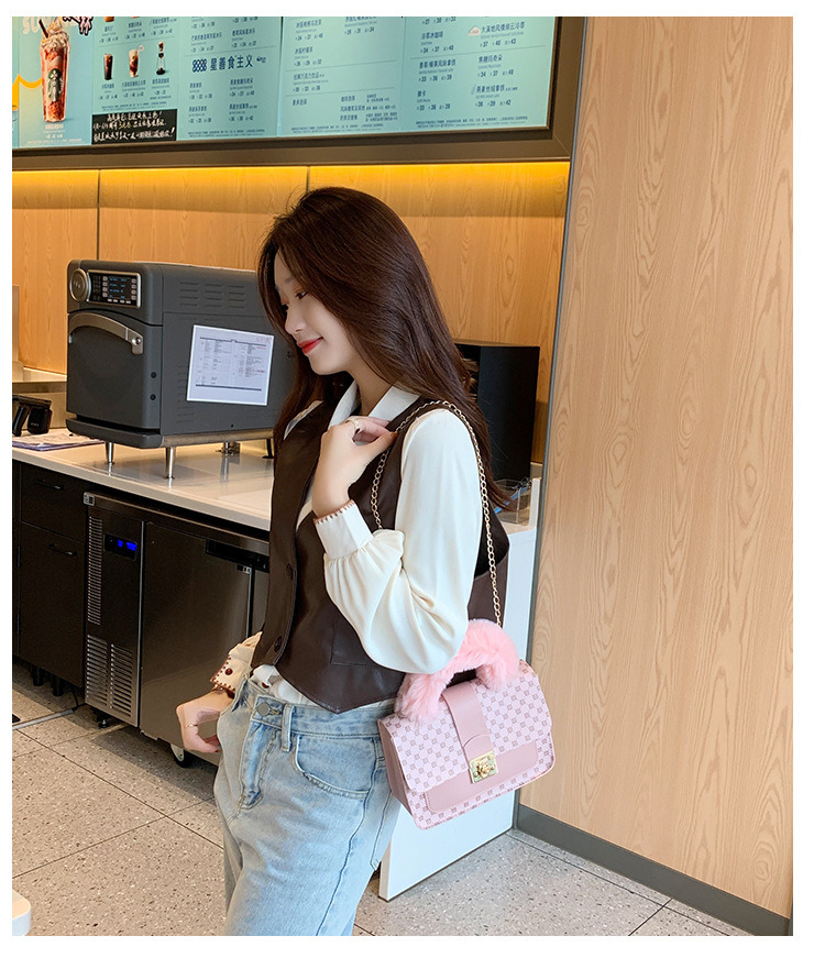 Free Shipping 2025 New Designer Bag Plush Luxury Wallet Color Blocked Trendy Small Square Bag Fashion Handbag Chain Printed Single Shoulder Diagonal C