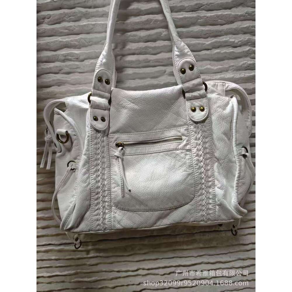 Fashion Vintage Y K Post Apocalyptic Heavy Duty Washed and Dyed Large Capacity Soft Motorcycle Bag with Shoulder Straps