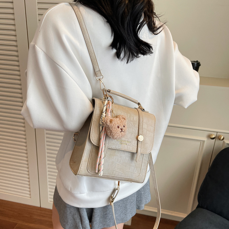 designer High-End Double Shoulder Bag for Women 2025 New Fashion Versatile Commuter Backpack for College Students Travel Handbag