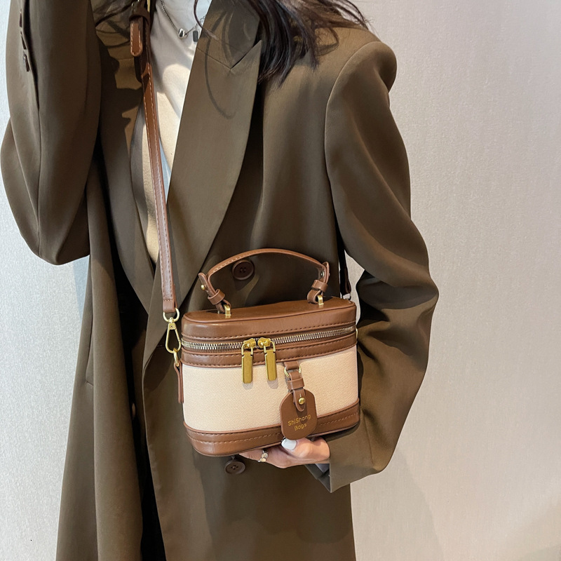 designer High-End Small Bag for Women 2025 New Autumn Versatile Fashion Ladies Crossbody Bag Retro Handbag Bucket Ba