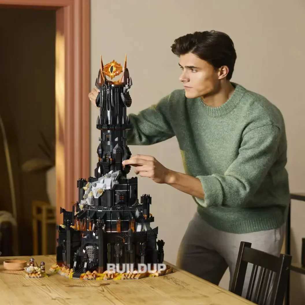 Creative 5471 pieces of black tower dark 10333 building model kit building blocks birthday gifts and Halloween decoration gifts Z250607