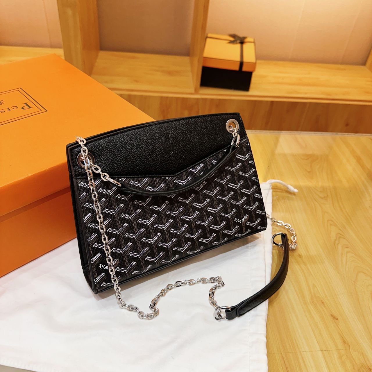 Hot Free Shipping Luxury Fashion Casual Shoulder Bag Saddle Bag Shoulder Handbag Fashionable Letter Daily Flap for Women Designer Shoulder Bags woman 