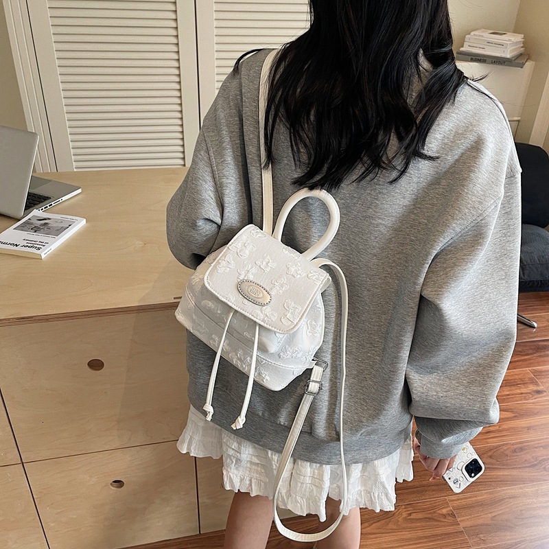 designer Korean Style Simple Backpack 2025 New Model for Female College Students, Compact and Lightweight Backpack with High-Quality Texture, Bucket B