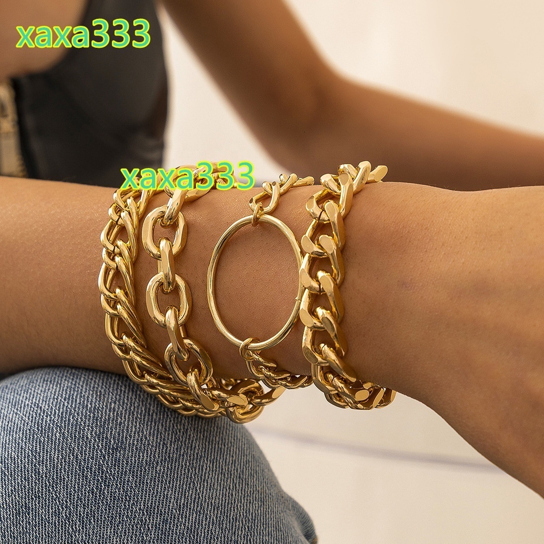 Popular Hot Selling Personalized Simple Gorgeous Hollow Cuban Metal Chain Combination Bracelet Set for Women