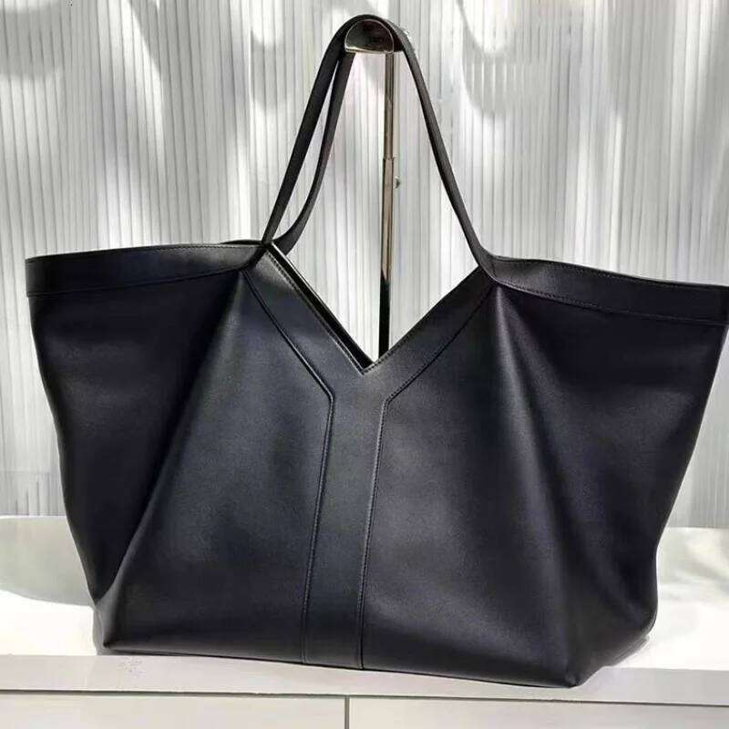 High-end Brand Genuine Leather Women's Tote Retro Large Capacity Underarm New Y Letter Design Versatile Shoulder Bag