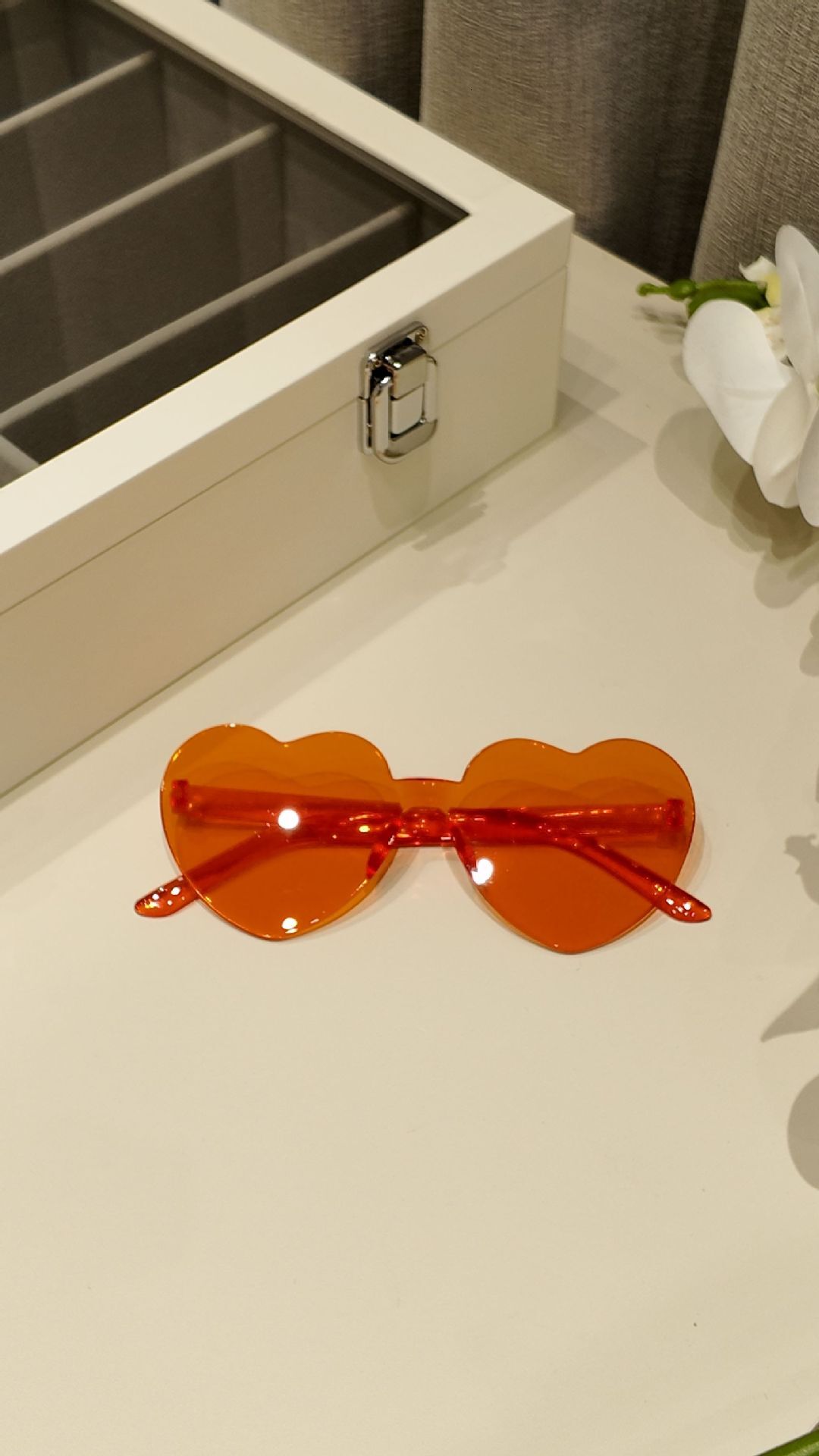 Jelly for Women Street Style Trendy Heart Glasses Photo Cute Funny Sunglasses