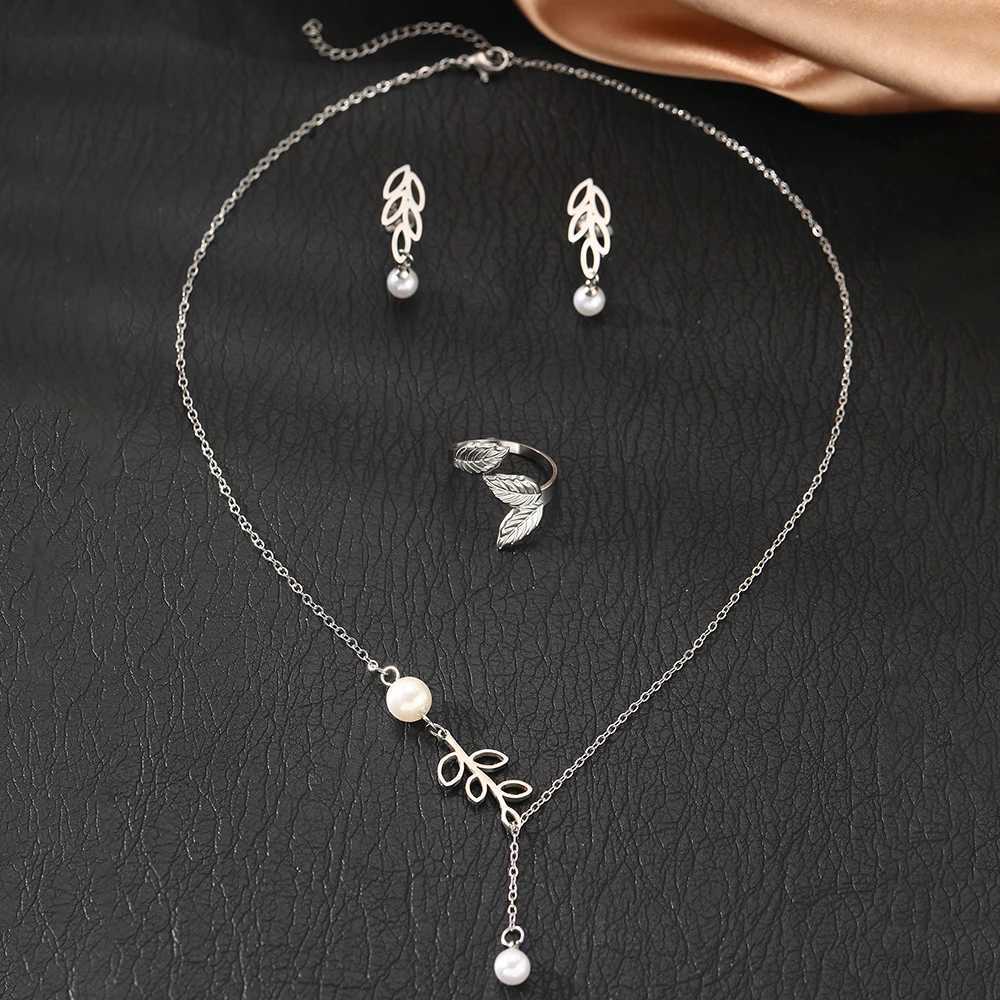 Stainless Steel Jewelry Set Pearl Earrings Pearl Necklace Adjustable Size Ring Jewelry Set For Women New Style Jewelry Z250607