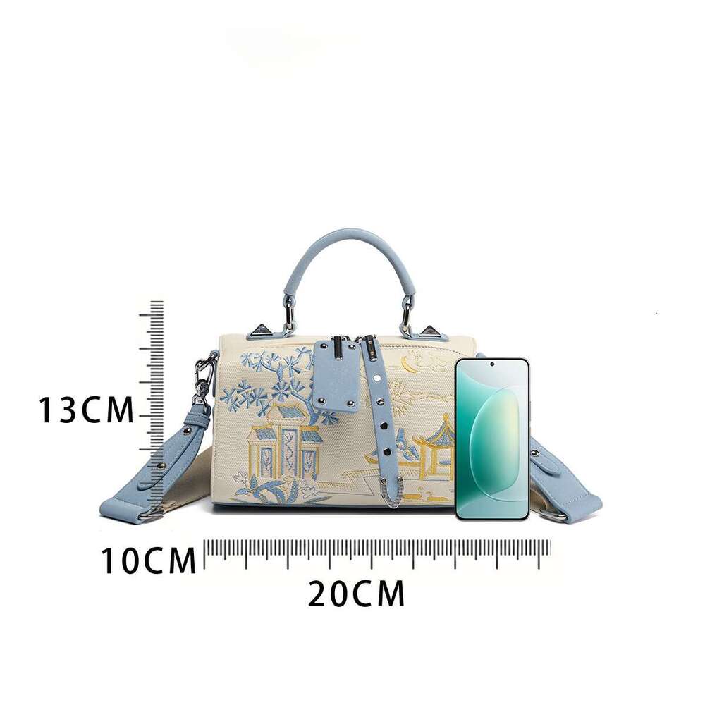 Misty Rain Jiangnan Embroidered Boston Women's Bag 2025 New Niche Shoulder Handbag