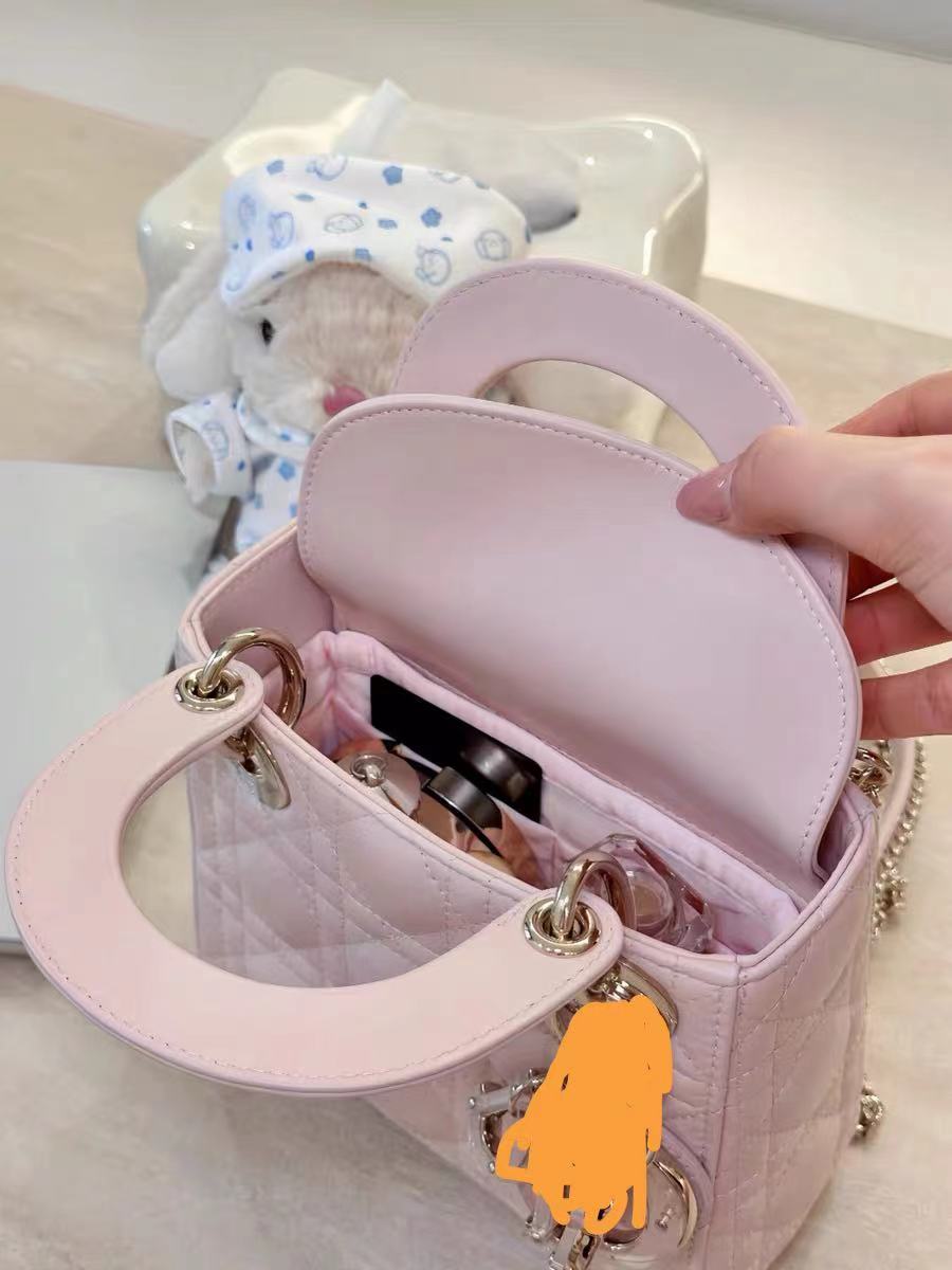 Casual soft surface large capacity bag for women 2025 new popular versatile chain messenger bag popular silver shoulder bag do