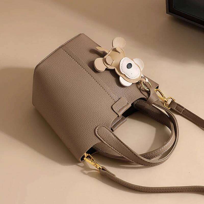 New Women's Bag Cowhide Pouch Retro Designer Bucket Shoulder Bags Women's Wallets Crossbody Tote Handbag