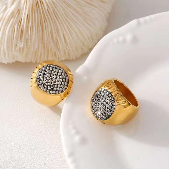 High Quality Stainless Steel 18k Gold Plated Geometric Circle Diamond Rings for Women Men Waterproof Party Fashion Jewelry