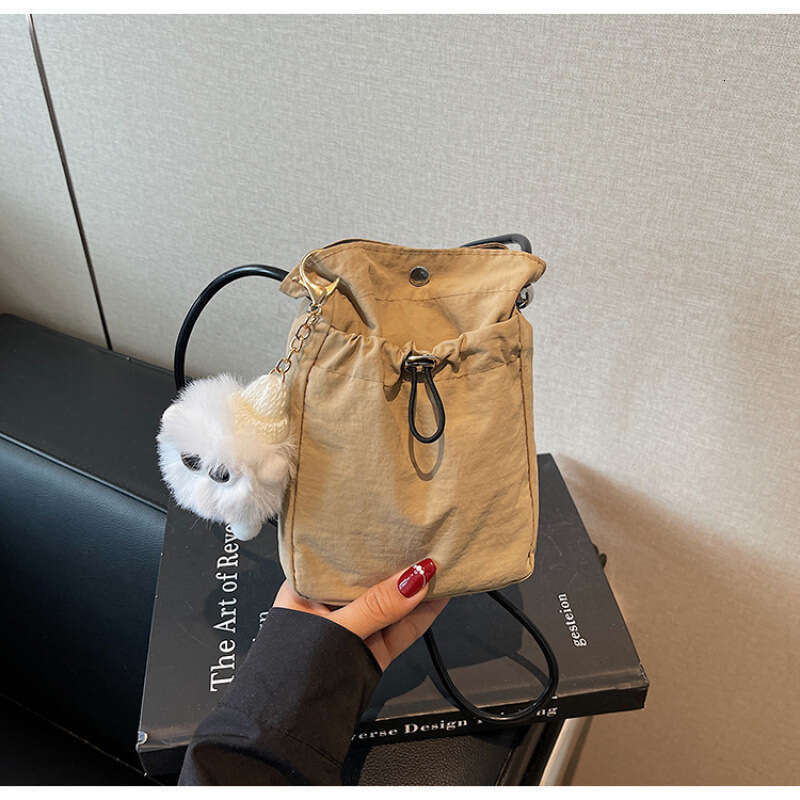 Niche Canvas for Women 2025 New Trendy Fashion Square Versatile Casual Crossbody Small Bag