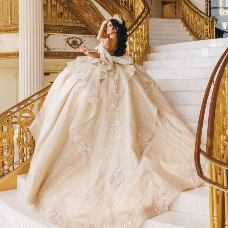 Light Champagne Shiny Quinceanera Dresses Ball Gown Off The Shoulder Applique Flower Beading Corset Tull Sweet 16 Dress Vestidos 15 De Anos