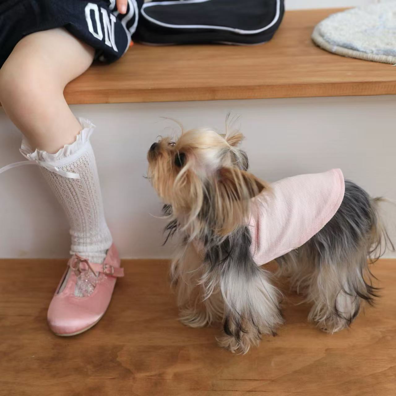 T00411 Cotton soft bow print bottom pet mesh flying sleeves cat dog Bichon Yorkshire pet clothes