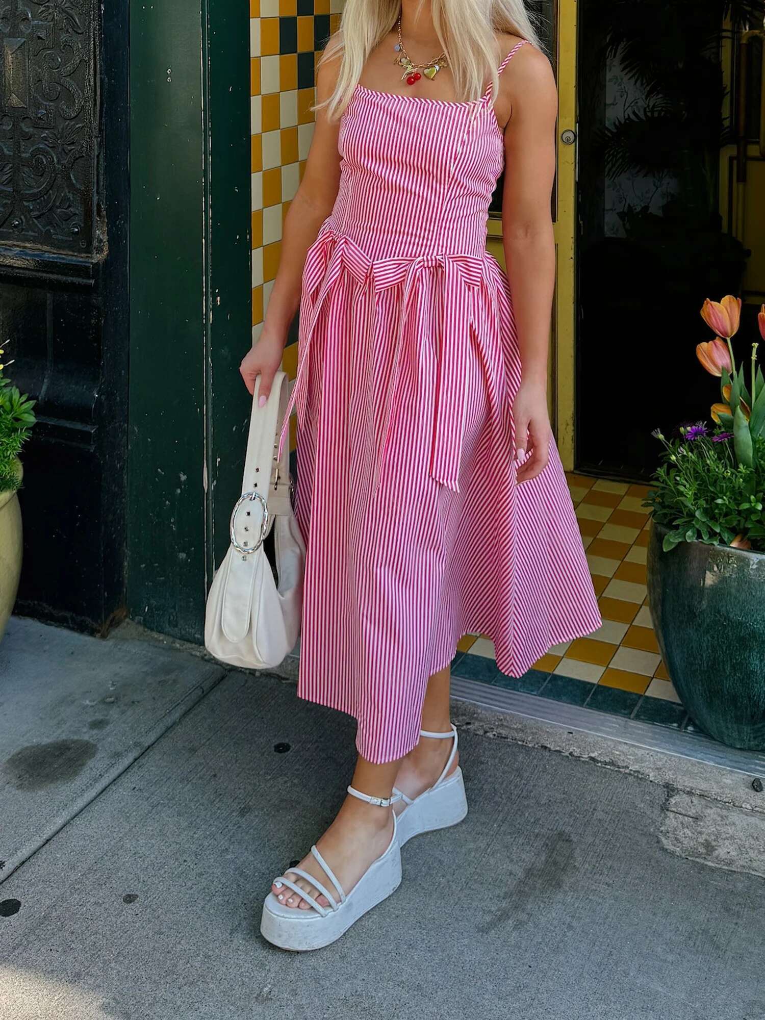 Womens Floral Print Maxi Dress Summer Sleeveless V-neck Boho Beach Dress Flowy Long Dress with Pockets